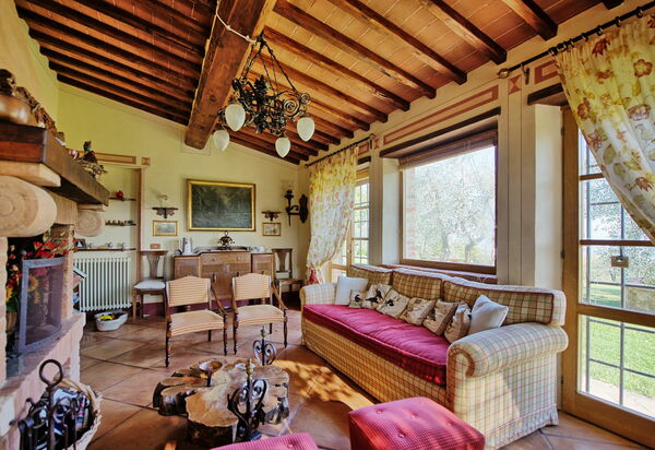 Villa Corolle: Wohnzimmer