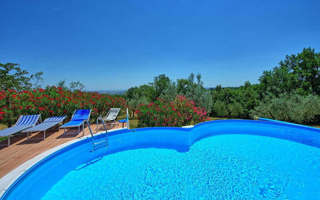 Villa Corolle: Piscina