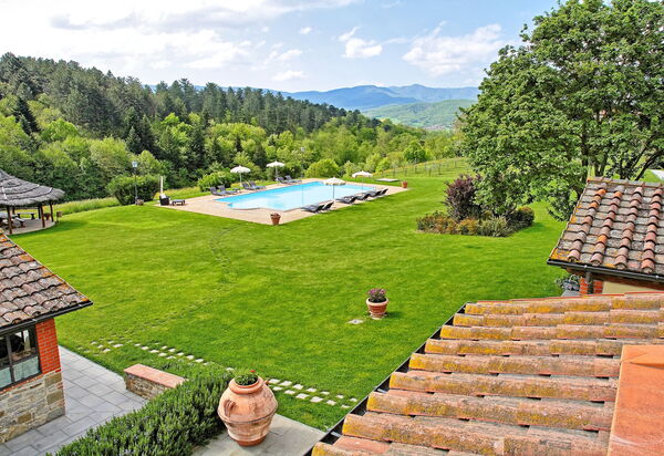 Villa Sant' Angelo: Garten, Schwimmbad