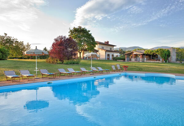 Villa Sant' Angelo: Garten, Schwimmbad