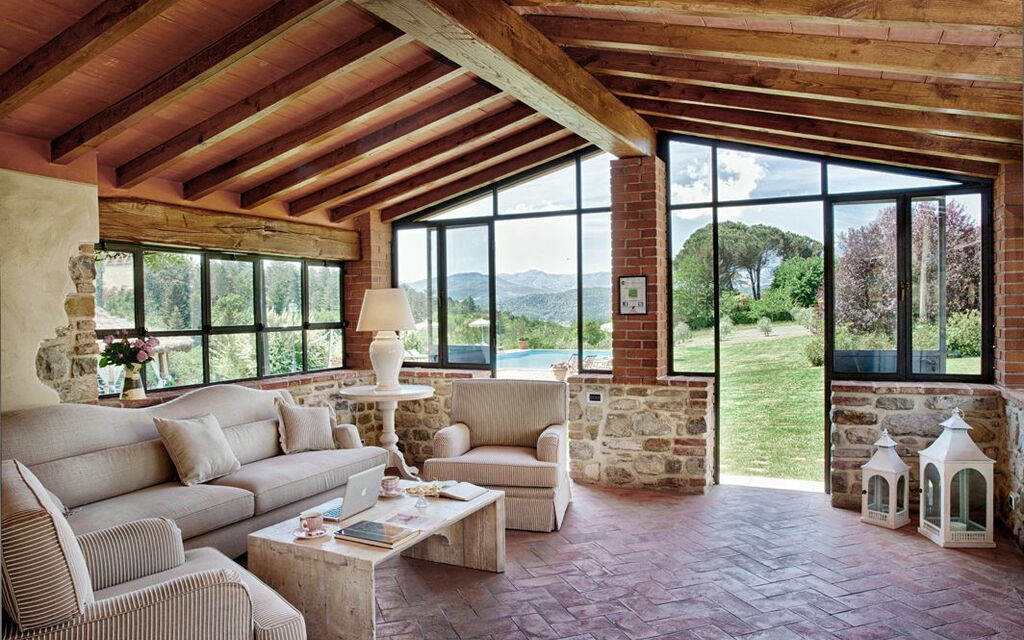 Villa Sant' Angelo: бассейн