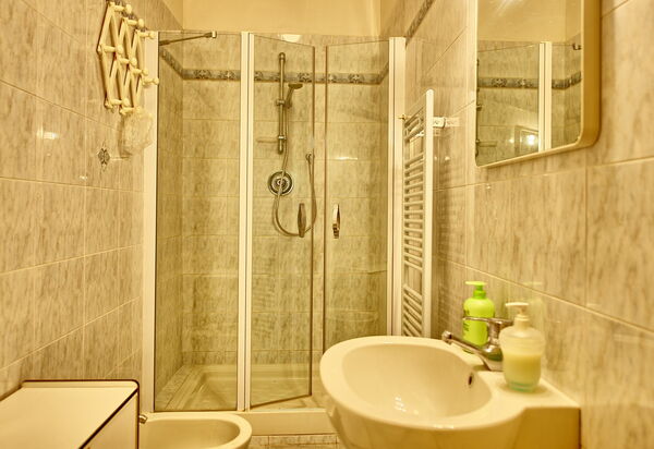 Villa Buonaparte: Ванная комната