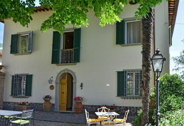 Villa Buonaparte: Экстерьеры