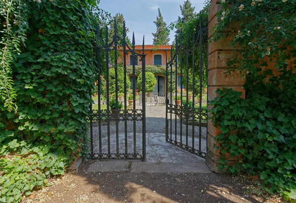 Villa De Ranieri: Jardin