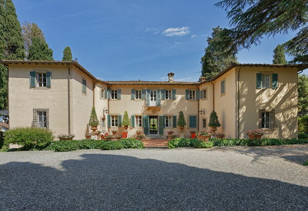 Villa De Ranieri: Extérieur, Extérieurs