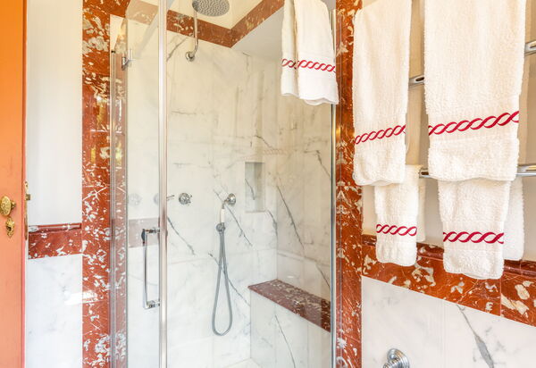 Villa De Ranieri: Salle de bain