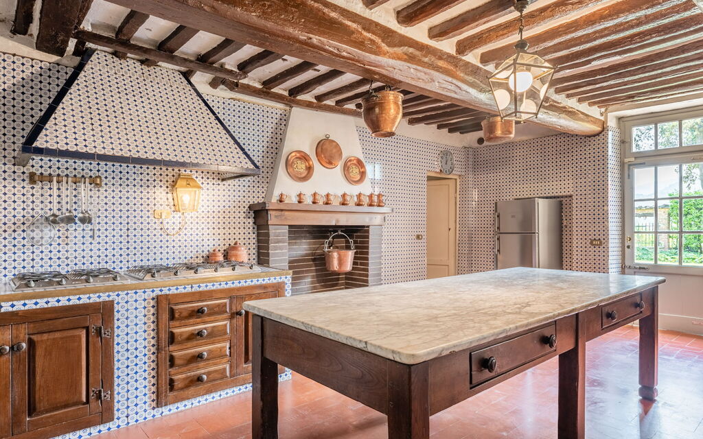 Villa De Ranieri: Küche