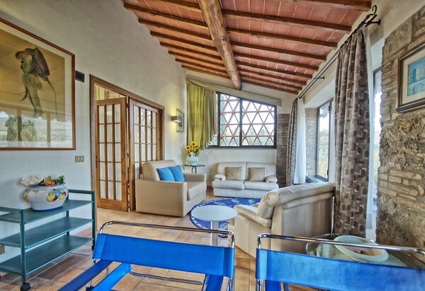 Poggiluglio: Wohnzimmer