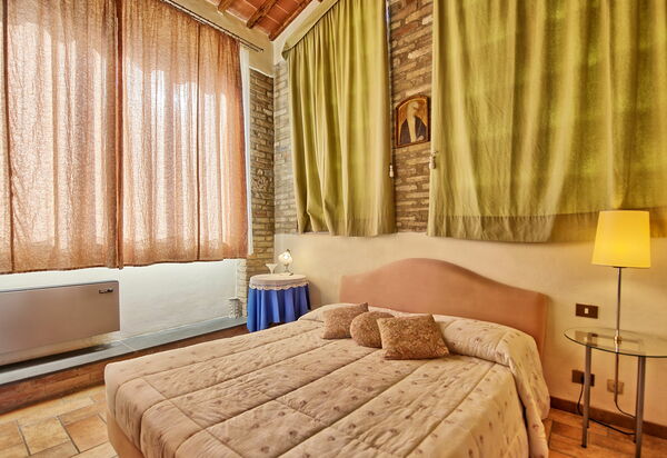 Poggiluglio: Schlafzimmer