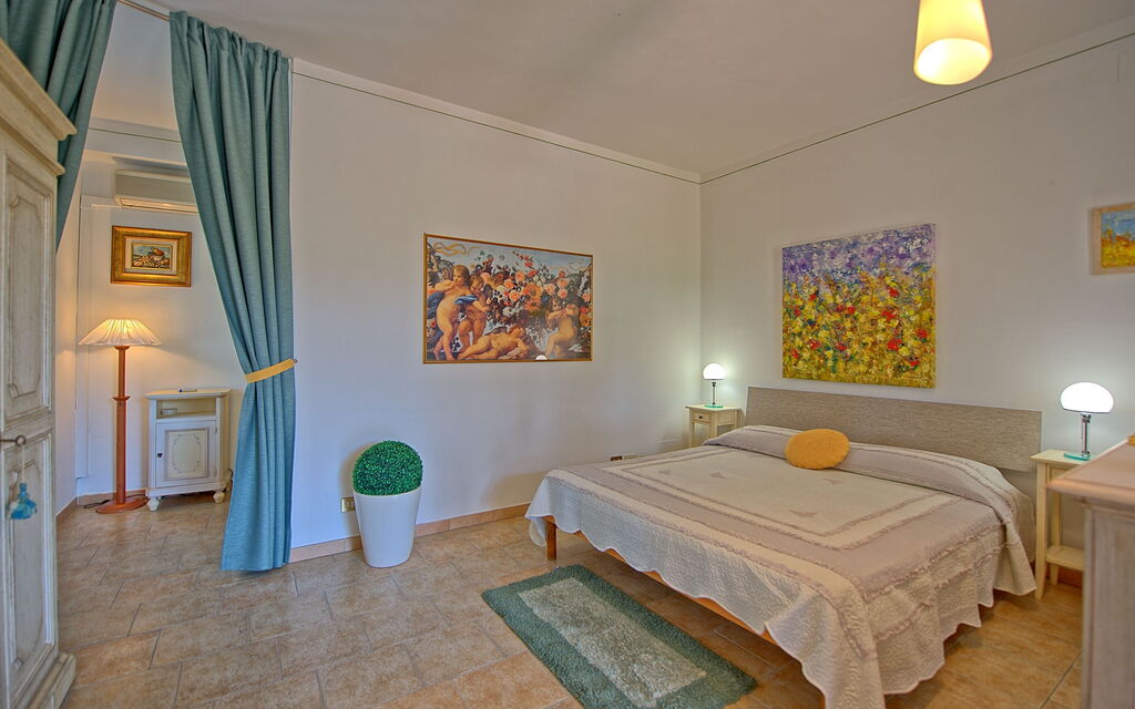 Poggiluglio - : Esszimmer, Küche, Schlafzimmer, Wohnzimmer