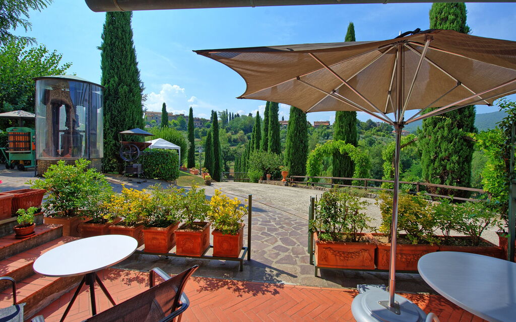 Poggiluglio - : Draussen