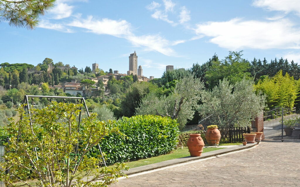 Poggiluglio: all'aperto, Giardino, Vista Panoramica