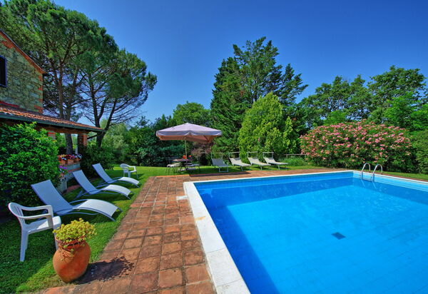 Villa Campogialli: Pool