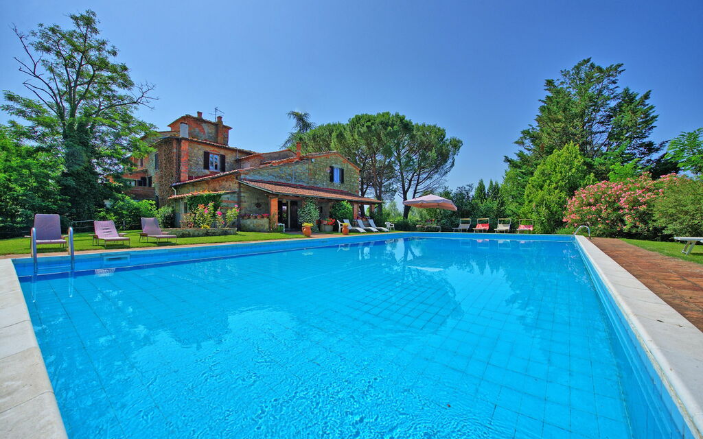 Villa Campogialli: бассейн