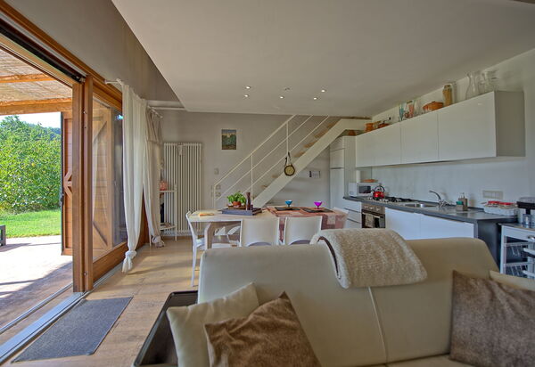 Capannino: Kitchen, Living Room