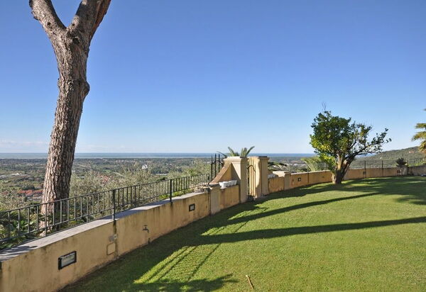 Villa Camaiore: Взгляды, Сад