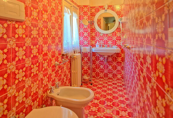 Villa Camaiore: Ванная комната