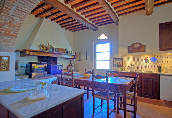 Villa Camaiore: Кухня