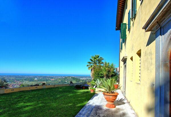 Villa Camaiore: Взгляды, Открытый, Сад