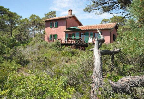 Casamare: Extérieurs