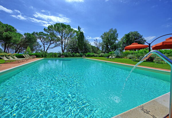 Villa Lorenza: bassin