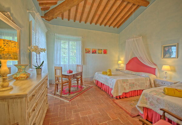 Villa Lorenza: chambre à coucher