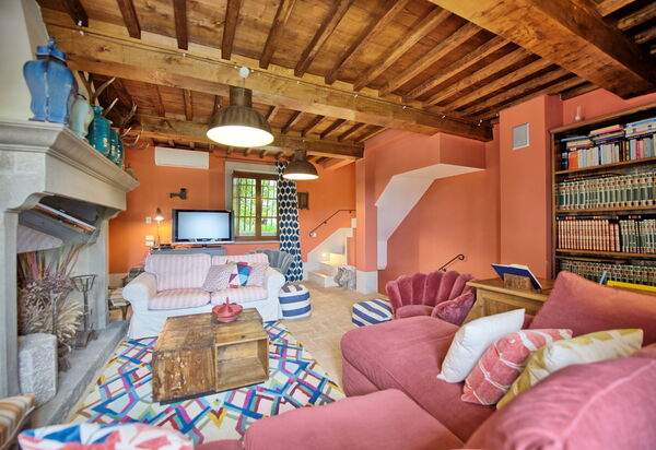 Villa Nova: Гостиная