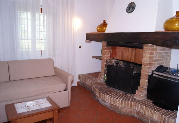 La Valle: Living Room