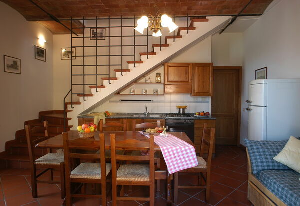 La Valle: Dining Room, Kitchen, Living Room