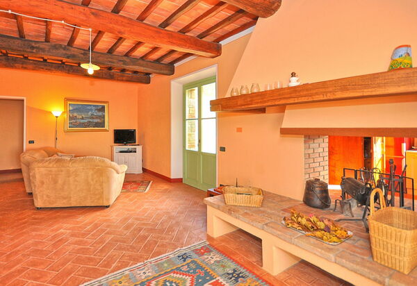 Villa Noceta: Living Room