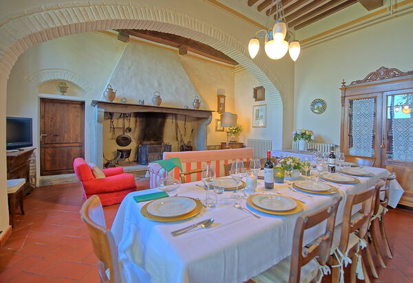 Casale Girifalco: Столовая