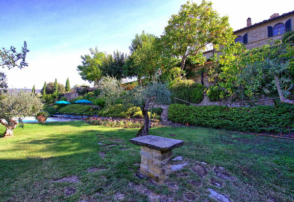 Casale Girifalco: Сад