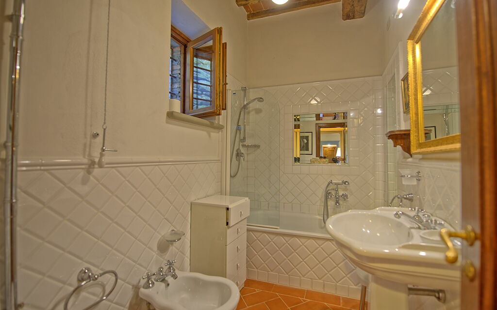 Casale Girifalco: Bathroom