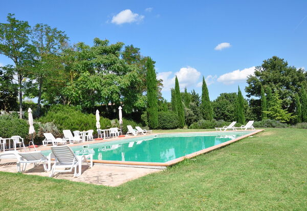 Le Querce Di Campocane: Garten, Schwimmbad
