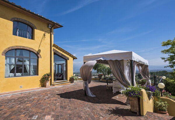 Villa Casalguidi: Экстерьеры