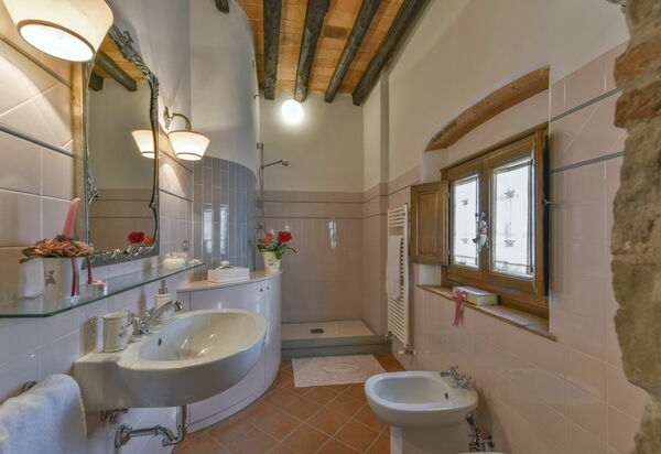 Villa Casalguidi: Ванная комната