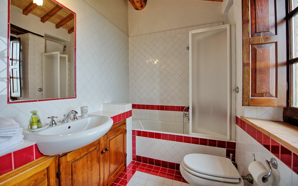 Villa Montalcino: Bathroom