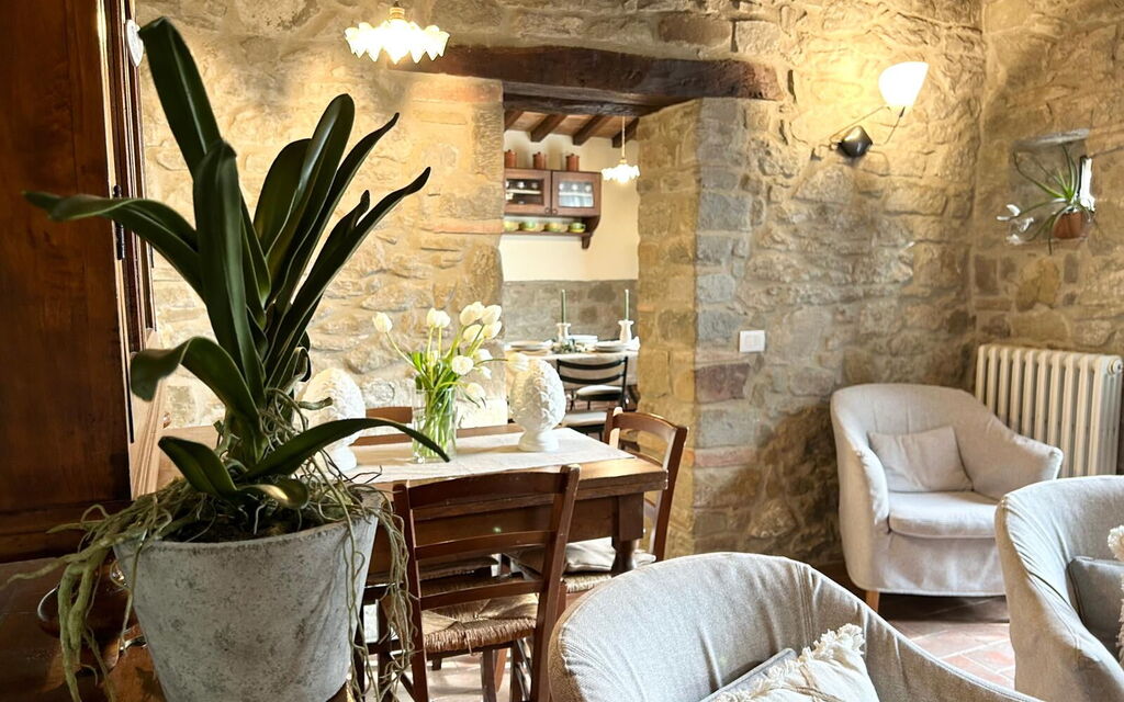 Antico Casale: Dining Room, Living Room
