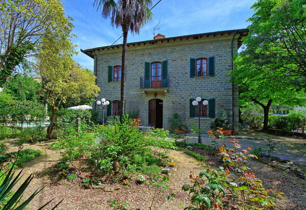 Villa Primula: Außen, Garten