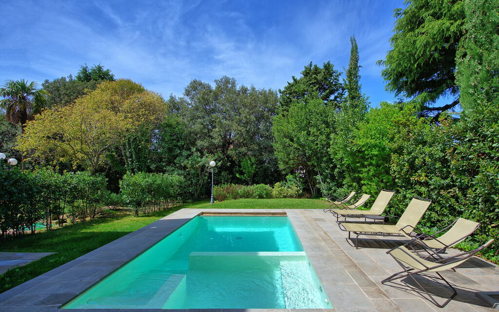 Villa Primula: Piscina