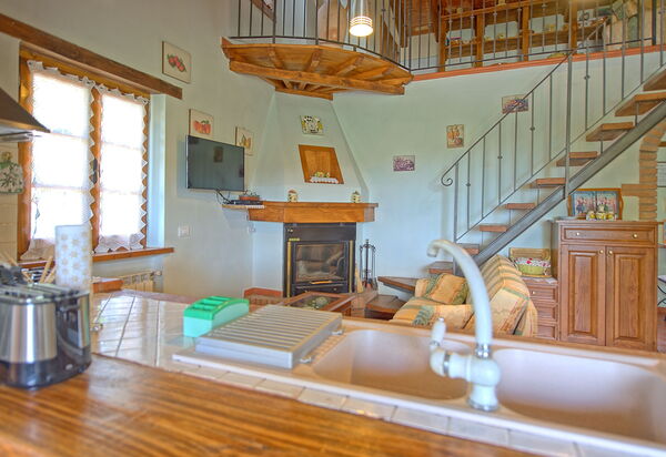 Villa Margherita Due: Esszimmer, Küche, Wohnzimmer