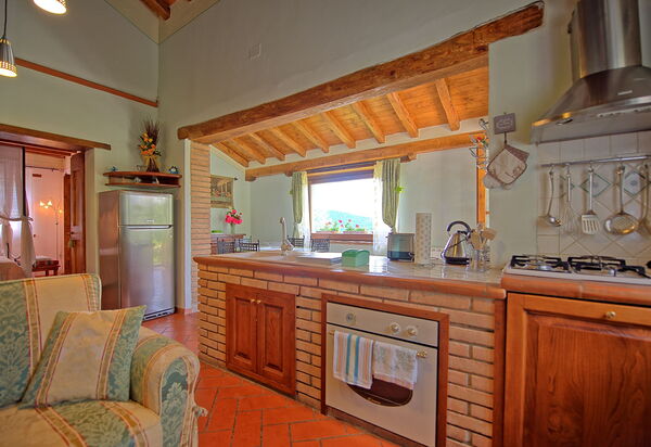 Villa Margherita Due: Esszimmer, Küche, Wohnzimmer