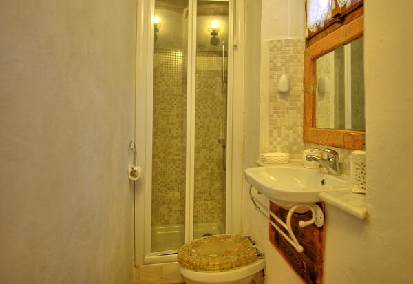 Villa Margherita Tre: Bad