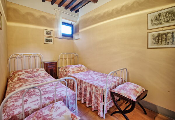 Podere Romina: Schlafzimmer