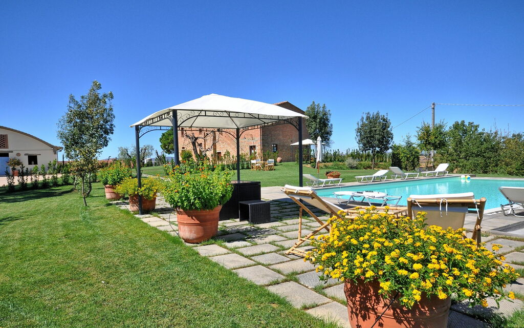 Podere Romina: Garden