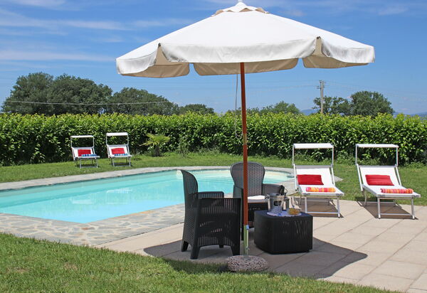 Casa Centoia: bassin, Jardin