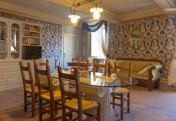 Il Gualdo: Гостиная, Столовая