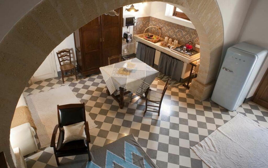 Baglio Maranzano - Titi: Dining Room, Kitchen, Living Room