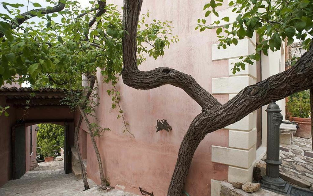 Baglio Maranzano - Titi: Building Exterior