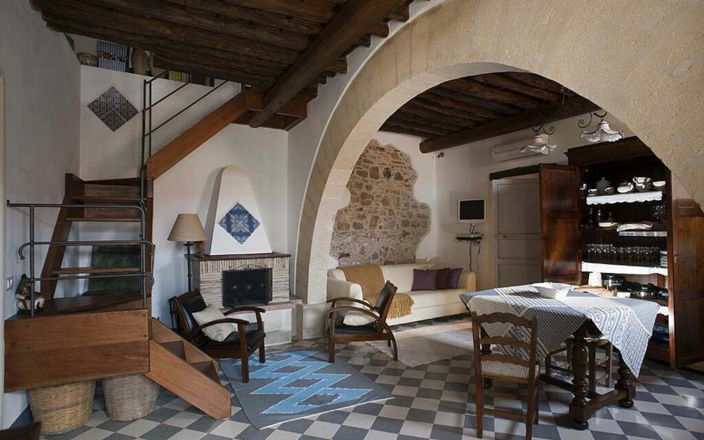 Baglio Maranzano - Titi: Dining Room, Kitchen, Living Room